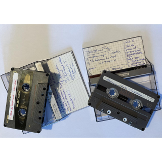 Zwei Audio-Kassetten  mit Werken von Theo Brandmüller; von Theo Brandmüller zusammengestellt und handbeschriftet<br>(Foto: Alexandra Klein)